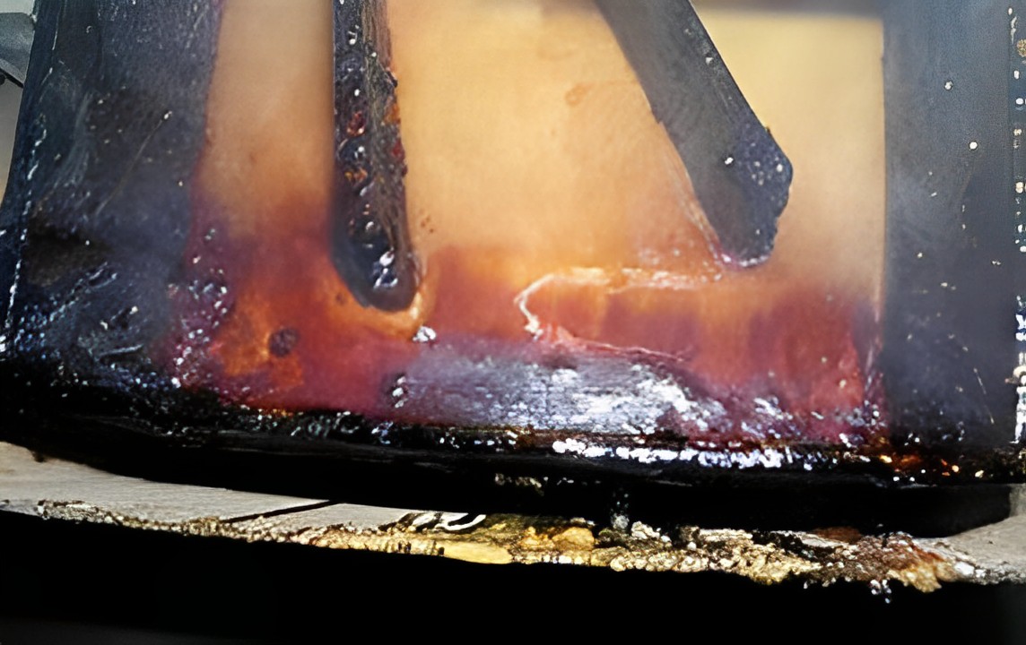 Heitt bráðnar lím: orsakir og lausnir kolsýringar í notkunarferlinu